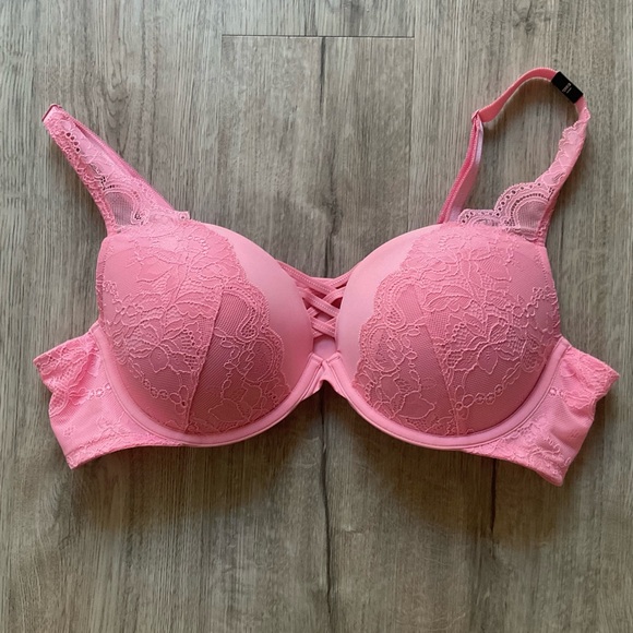 torrid Other - Torrid Plunge Push Up  Lace Padded Underwire Bra In Color Sea Pink Size 42B NWT